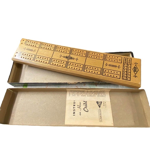 Vintage 1968 E.S Lowe Wooden Cribbage Board Original Box Wooden Pegs - Picture 1 of 7